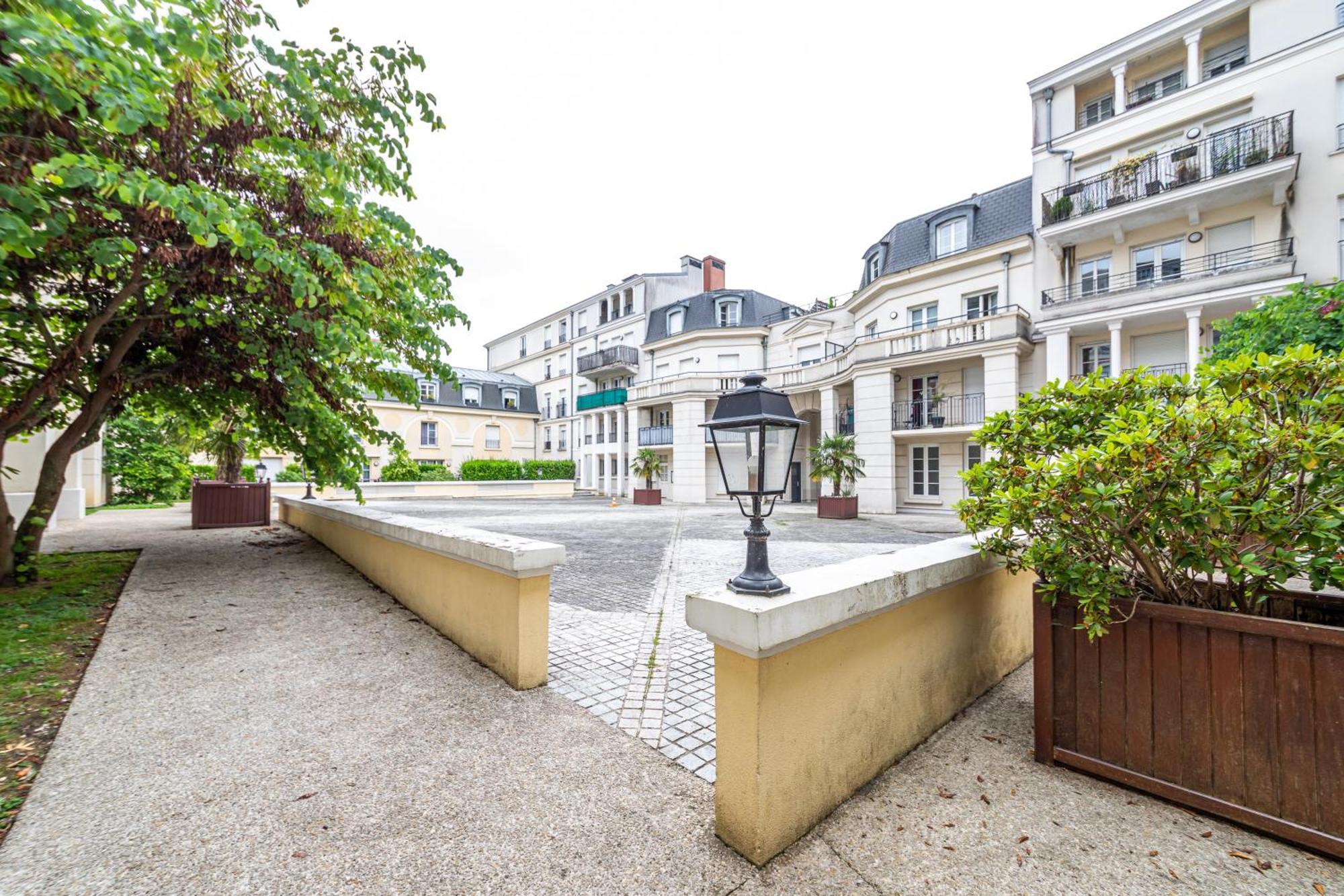 Le Sublime Disneyland Paris Val D'Europe Parking Gratuit Wifi 5Min Serris Exterior photo